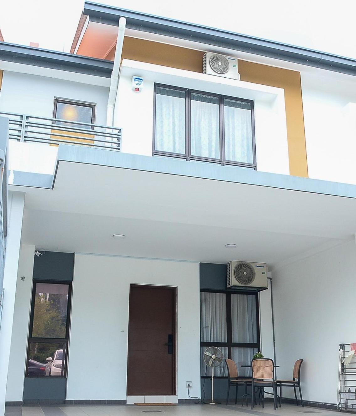 Modern 4BR Double Storey @ Setia Alam Shah Alam Exterior foto